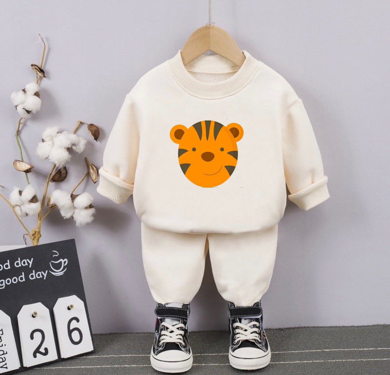 Дитячий костюм для дівчинки тигрик утеплений молочний (6014-t5)_first