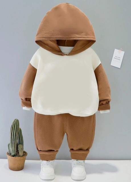 Дитячий костюм бежево-коричневий (2458)